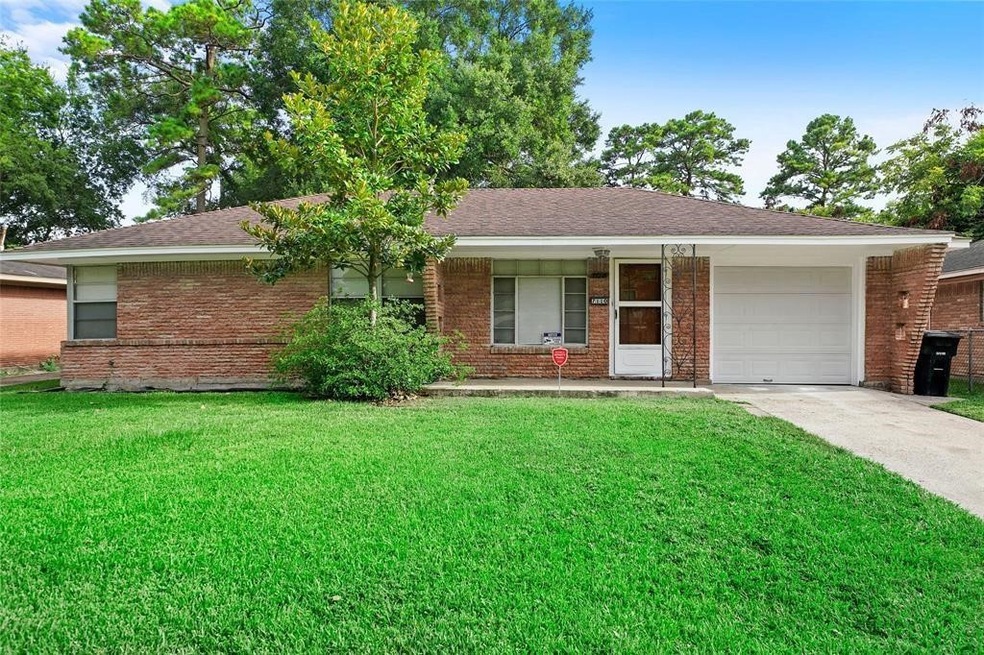 7110 Lockern St, Houston, TX 77016 - photo 1