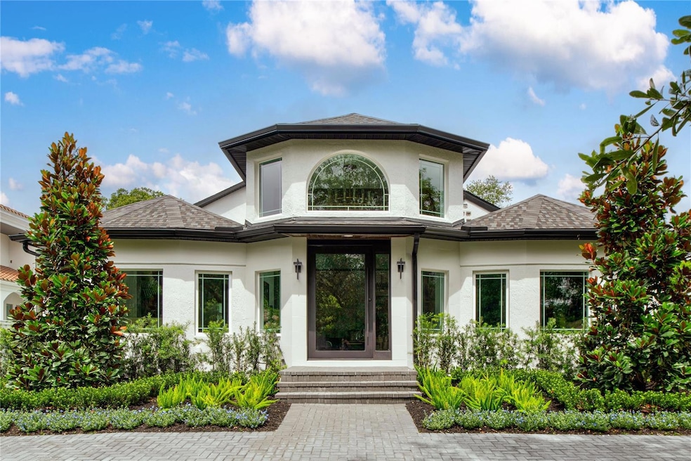 Sold $2,724,000 • Co-Listing Agent