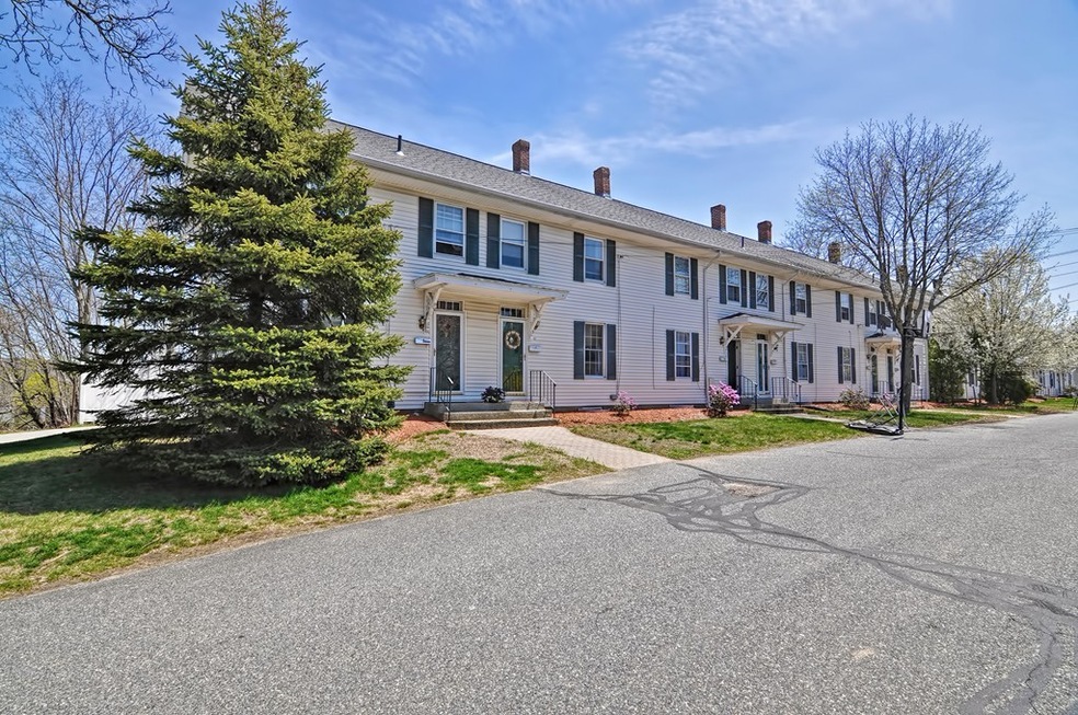 13 Sampson St, South Grafton, MA 01560 - photo 1