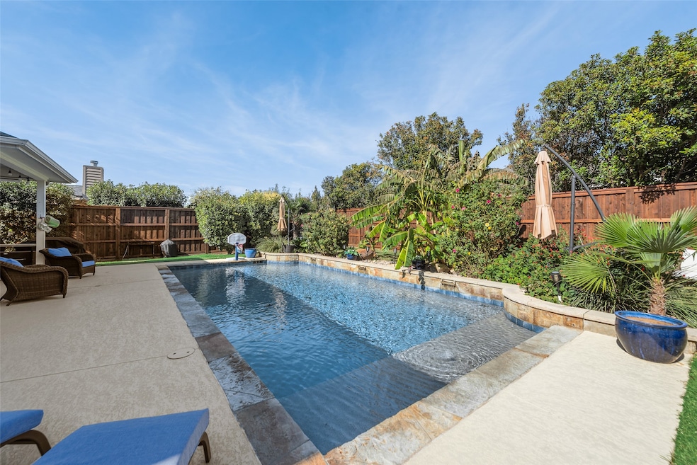 221 Wenrick Dr, Roanoke, TX 76262 - photo 1