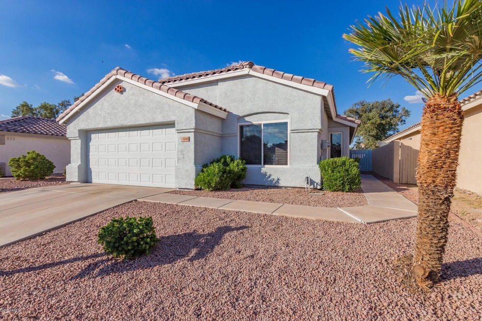 1762 E Gail Dr, Chandler, AZ 85225 - photo 1