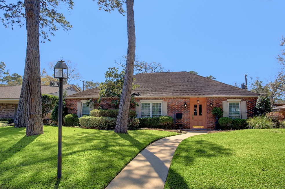 10007 Bordley Dr, Houston, TX 77042 - photo 1