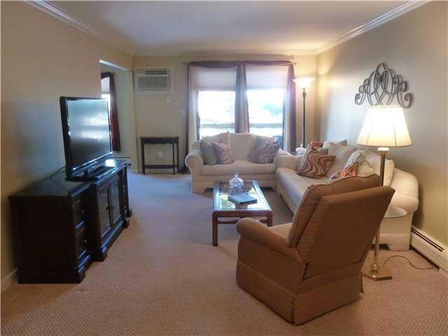 267 Country Club Ln, Pomona, NY 10970 - photo 1