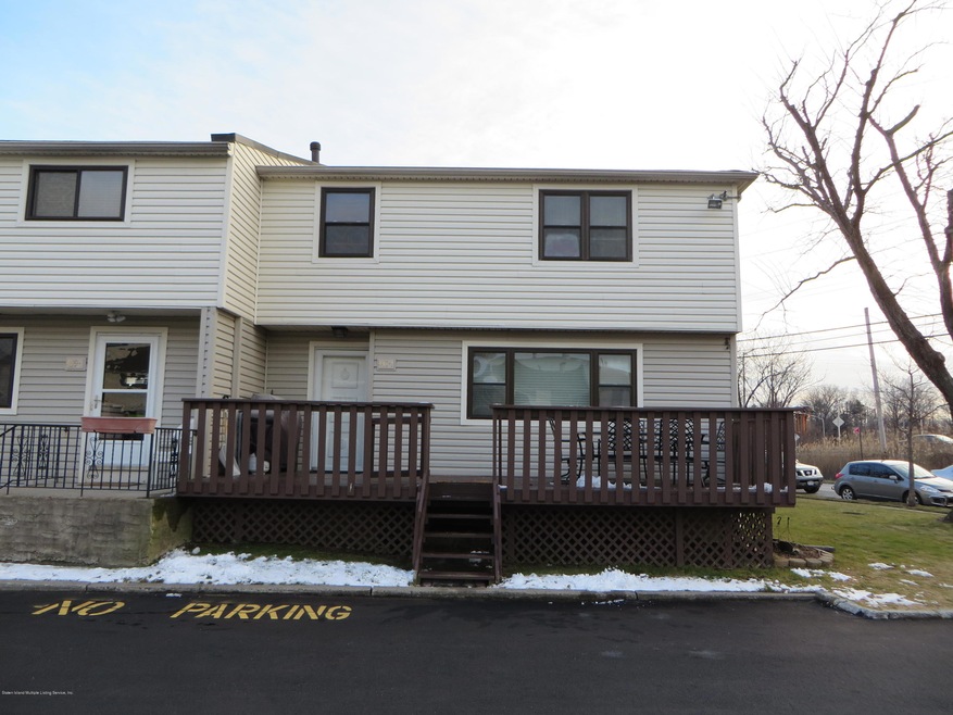 441 Willow Rd E unit 1, Staten Island, NY 10314 - photo 1