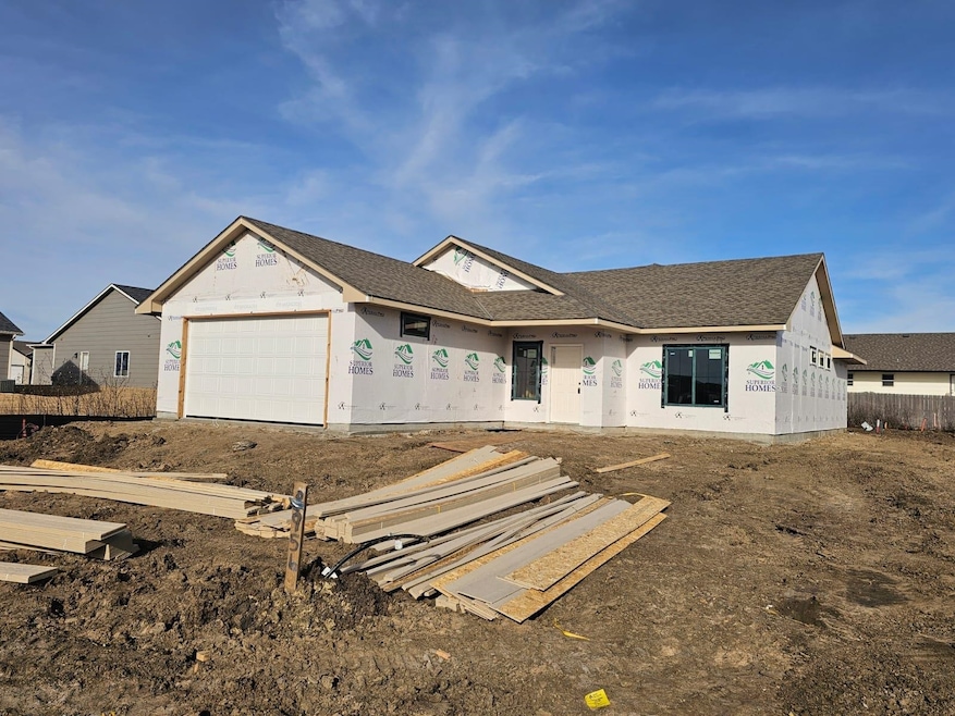 8956 E Forbes Cir, Bel Aire, KS 67226 - photo 1