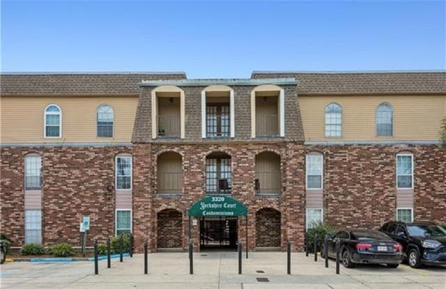 Front of Yorkshire Condominiums