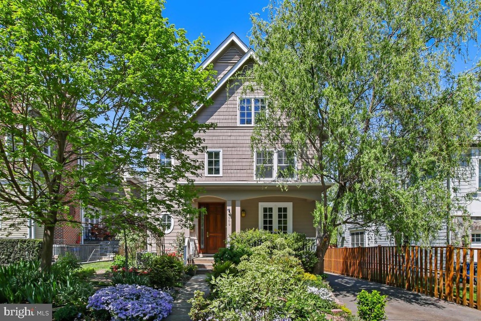 4609 Chestnut St, Bethesda, MD 20814 - photo 1