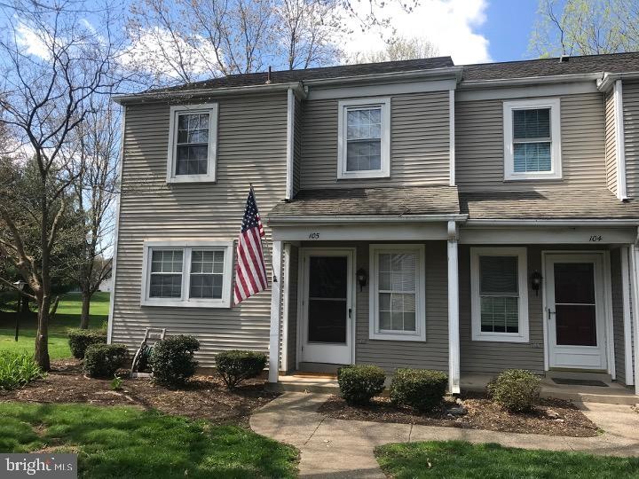 105 Barrington Ct, Palmyra, PA 17078 - photo 1