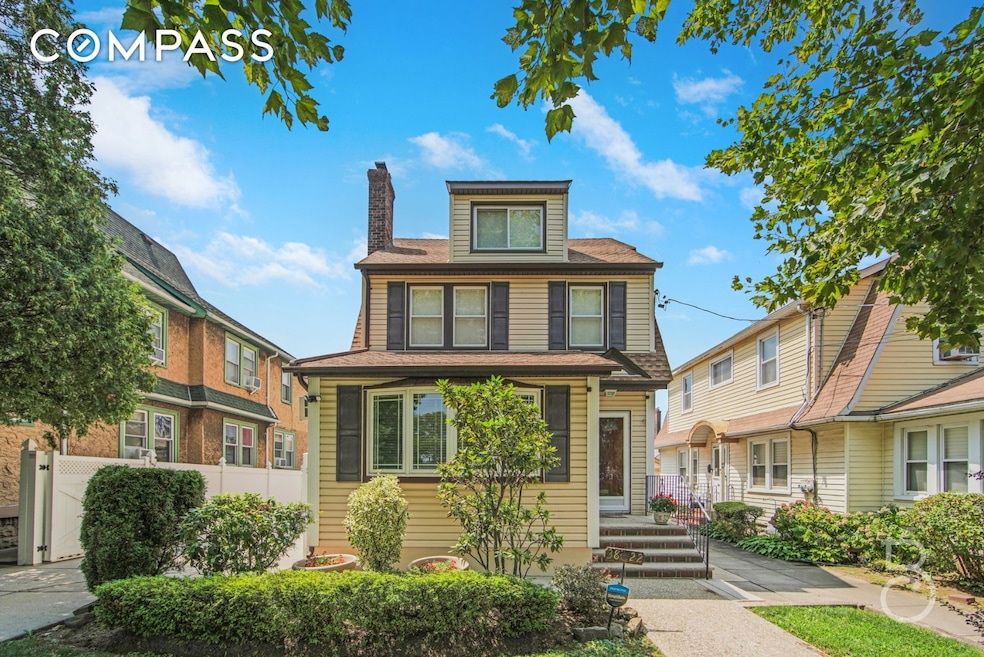 38-22 Clearview Expy, Flushing, NY 11361 - photo 1