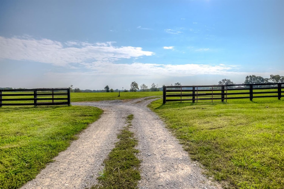 4229 Georgetown Rd, Frankfort, KY 40601 - photo 1