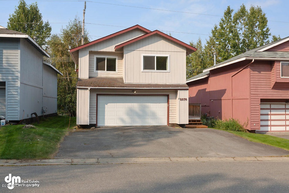 Exterior Front MS_90753-SMALL
