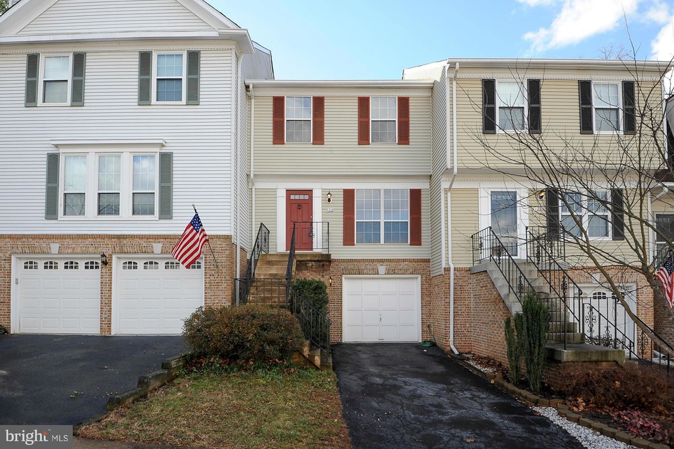 128 Sulgrave Ct, Sterling, VA 20165 - photo 1