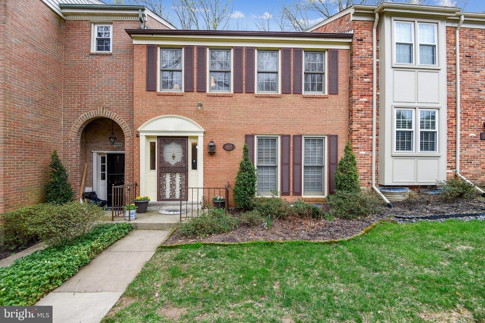 6604 Midhill Place, Falls Church, VA 22043 - photo 1