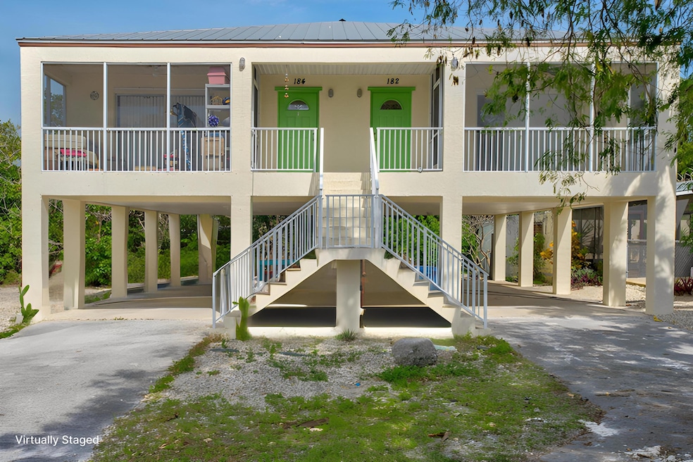182 - 184 Casa Court