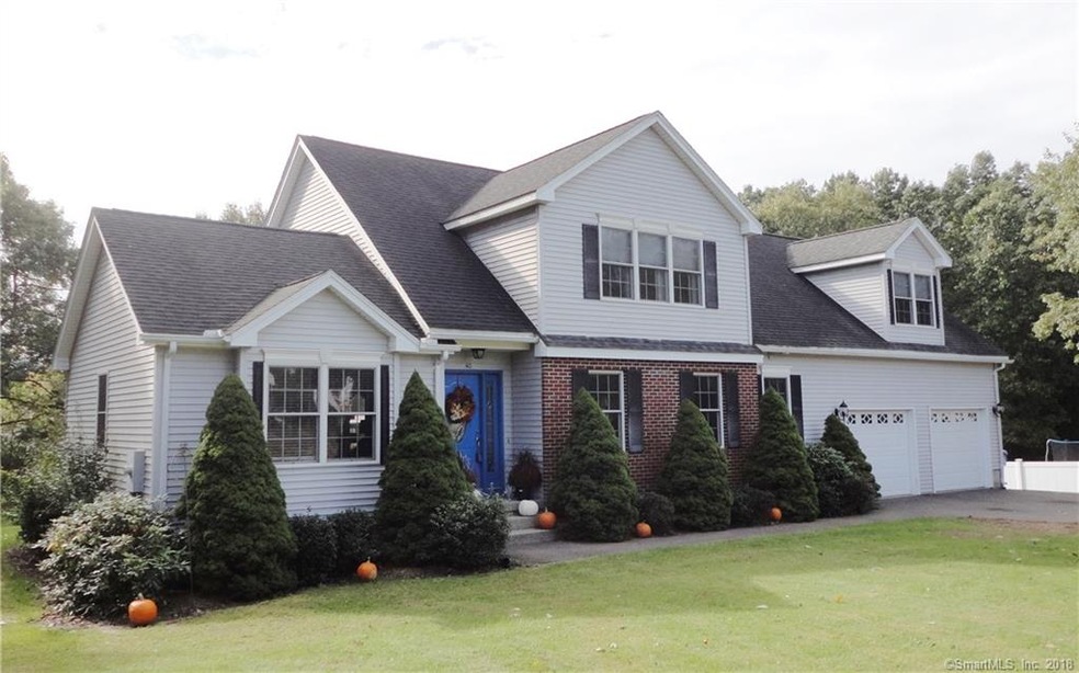 Inviting front entry