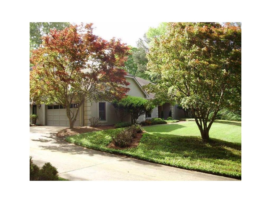 Exterior Front. Beautiful Stucco 3BR and 4 Full Ba