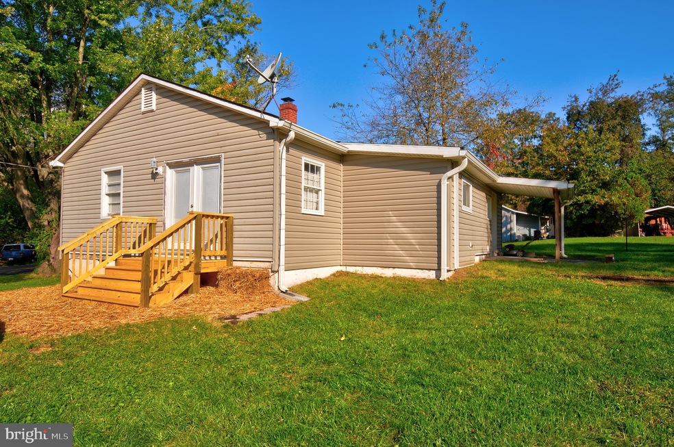 102 Freezeland Rd, Linden, VA 22642 - photo 1