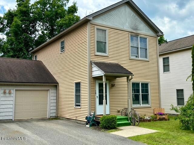 10 Stanley Dr, Great Barrington, MA 01230 - photo 1