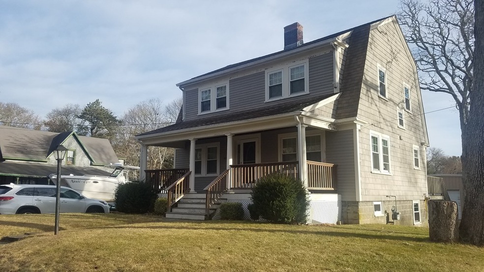 42 Buzzards Bay Ave, Buzzards Bay, MA 02532 - photo 1