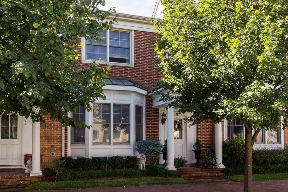 39 Constitution Way unit TH, Jersey City, NJ 07305 - photo 1