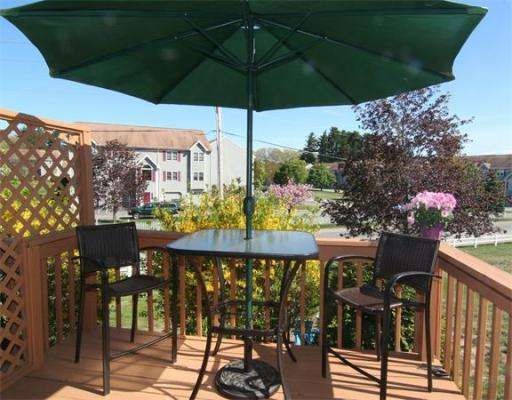 85 Tennis Plaza Rd unit 4, Dracut, MA 01826 - photo 1