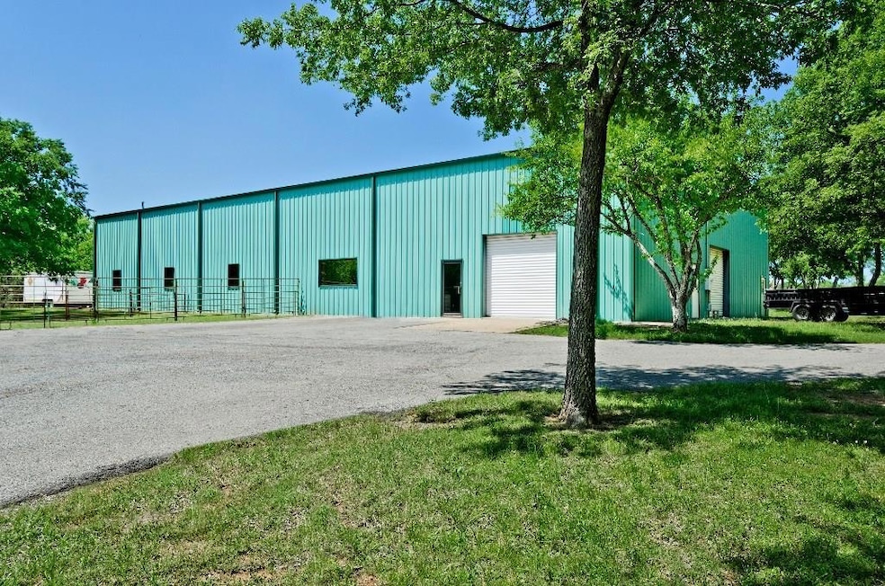 290 Tanglewood Trail, Pottsboro, TX 75076 - photo 1