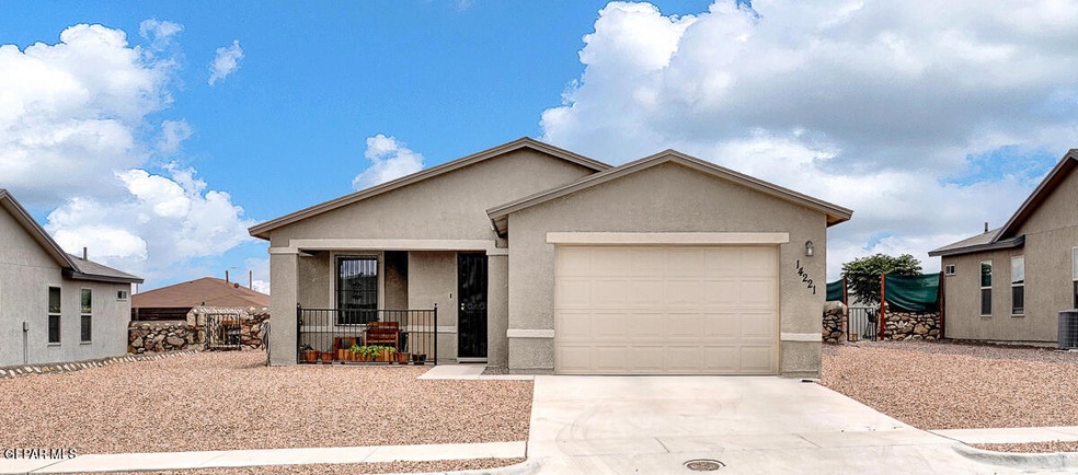 14221 Antwerp Dr, Horizon City, TX 79928 - photo 1