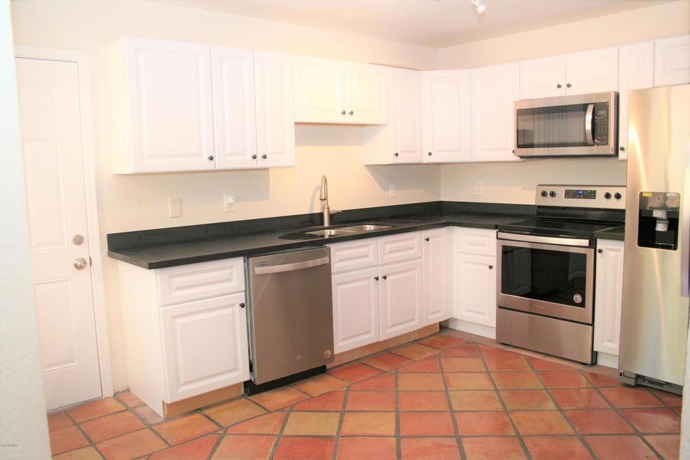 18418 N 30th Place, Phoenix, AZ 85032 - photo 1