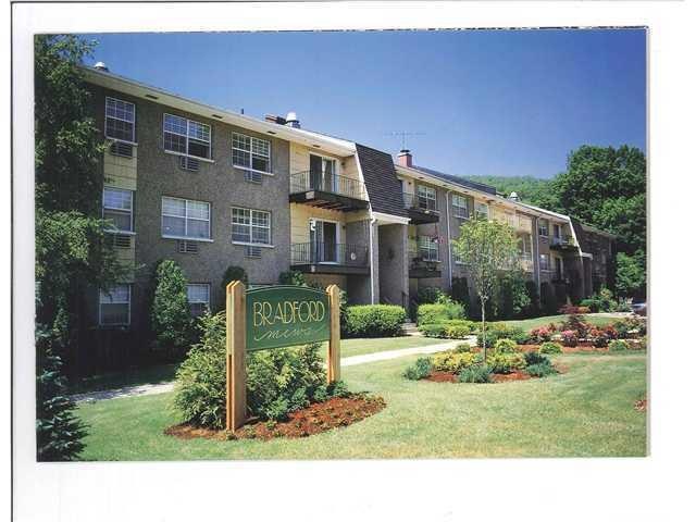 302 Piermont Ave unit 3D, Nyack, NY 10960 - photo 1