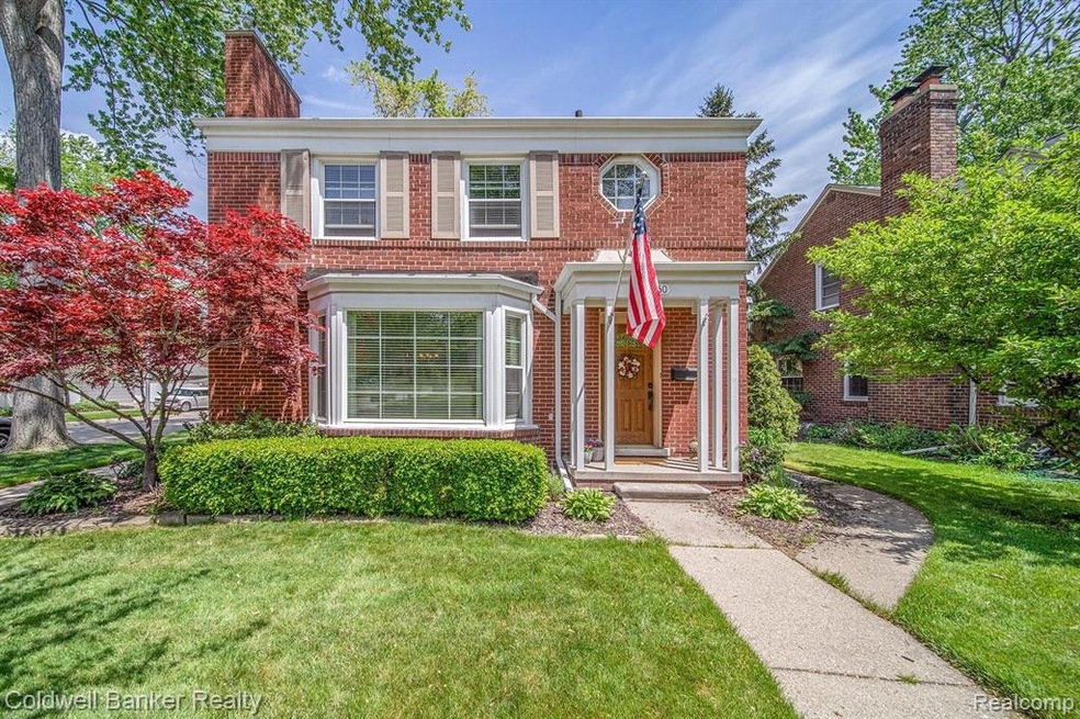1760 Broadstone_1_cropped.jpg