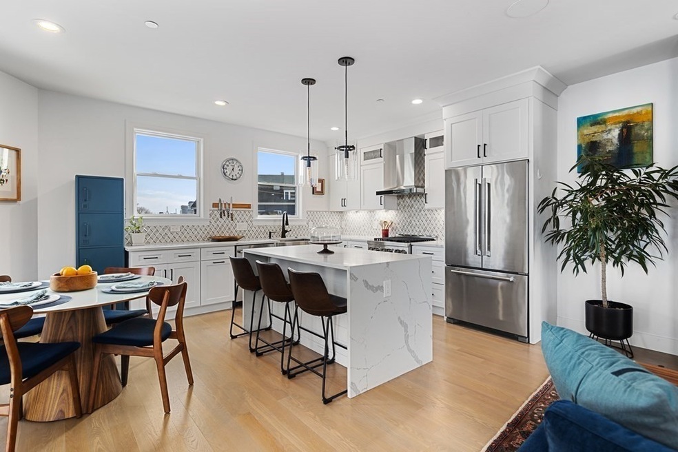141 Cross St unit A, Somerville, MA 02145 - photo 1
