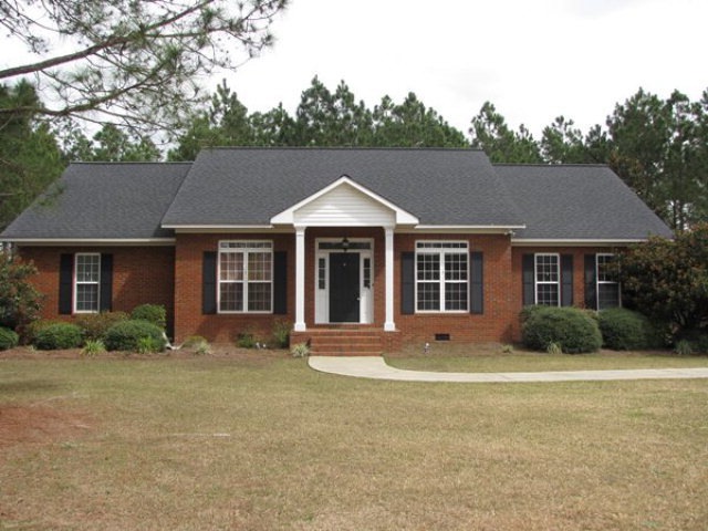 110 Creekwood Cir, Sylvester, GA 31791 - photo 1