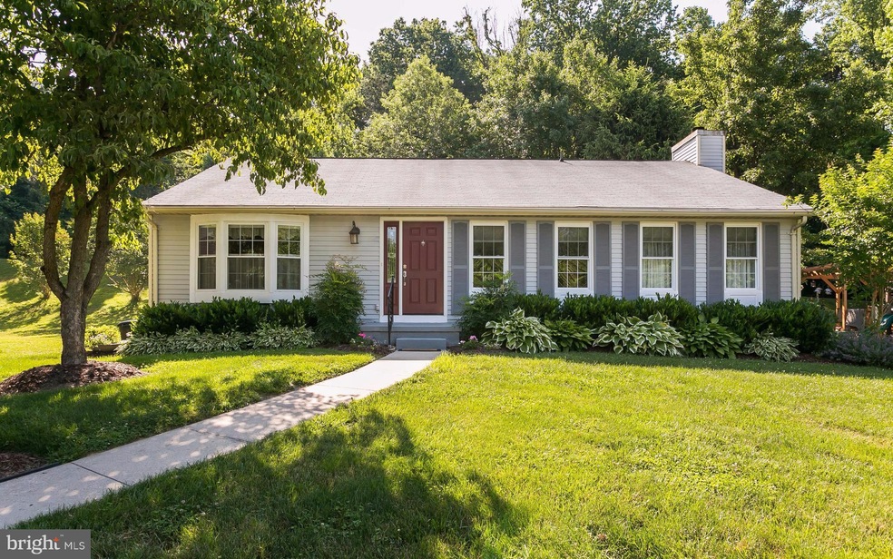 9421 Gunview Rd, Nottingham, MD 21236 - photo 1