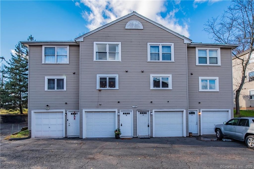 1235 East St unit B, New Britain, CT 06053 - photo 1