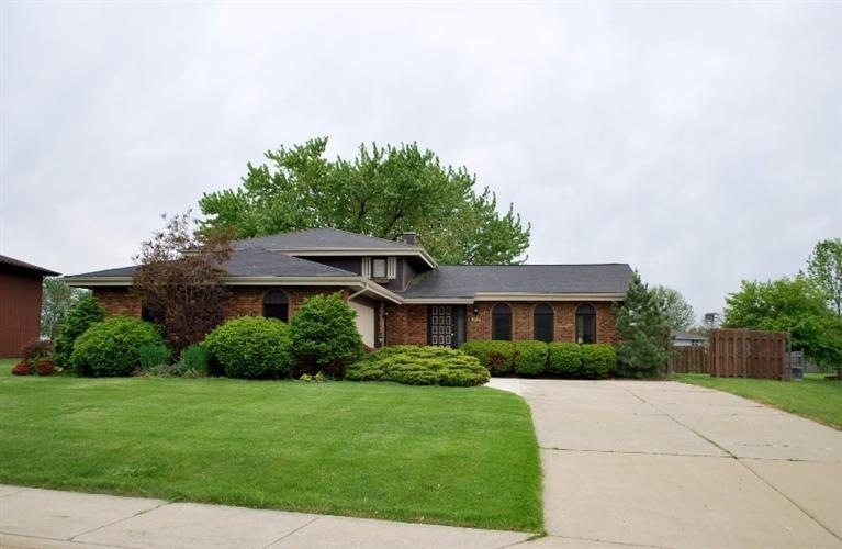 8834 Clark Place, Crown Point, IN 46307 - photo 1