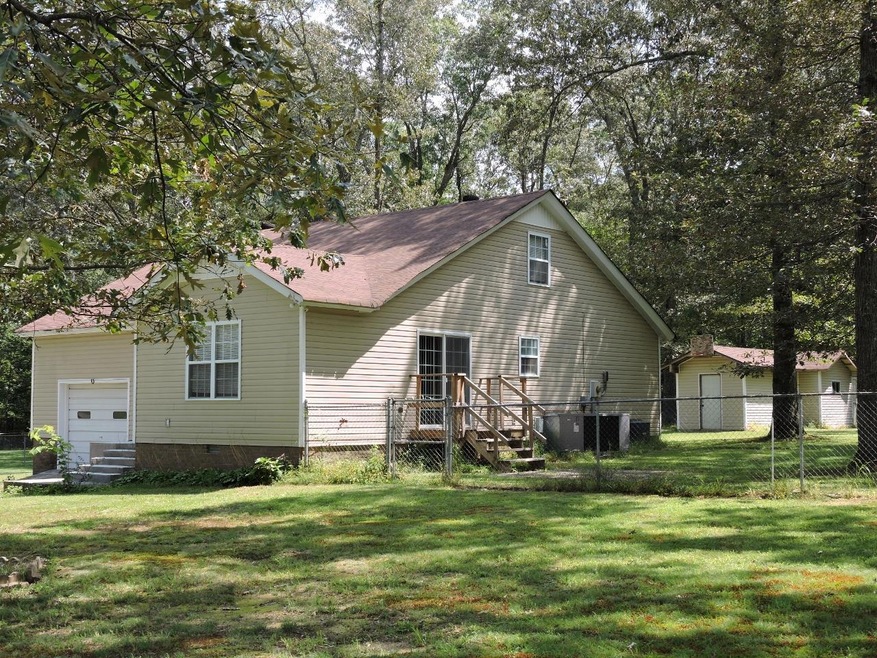 837 Gilley Cir, Manchester, TN 37355 - photo 1