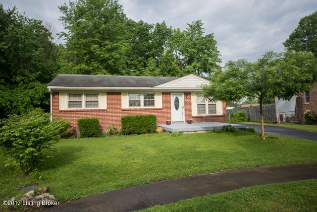 9204 Burlwood Ct, Louisville, KY 40229 - photo 1