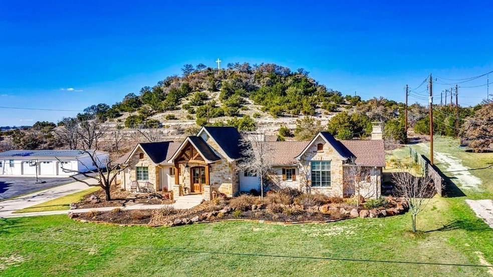 410 Cross Mountain Dr, Fredericksburg, TX 78624 - photo 1