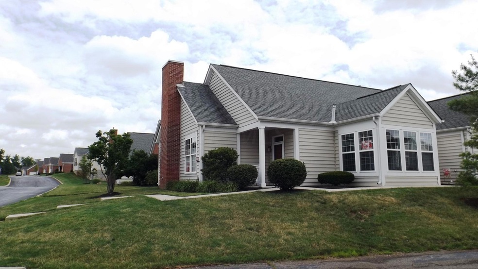 5939 Naughten Pond Dr unit 5939, Columbus, OH 43213 - photo 1