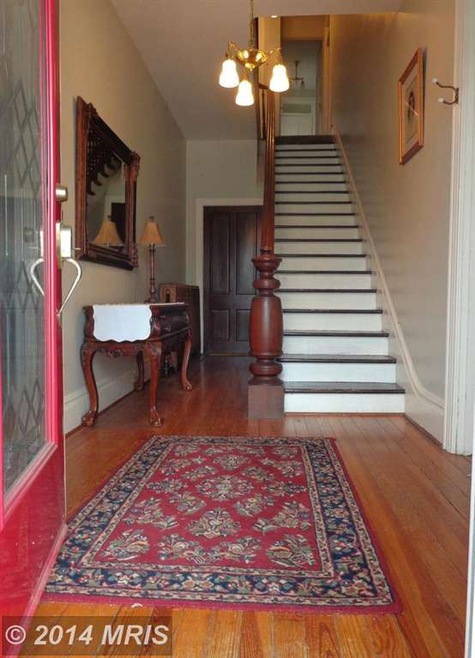 112 E 3rd St, Waynesboro, PA 17268 - photo 1