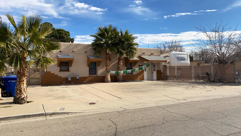 8321 Pinon St, El Paso, TX 79907 - photo 1