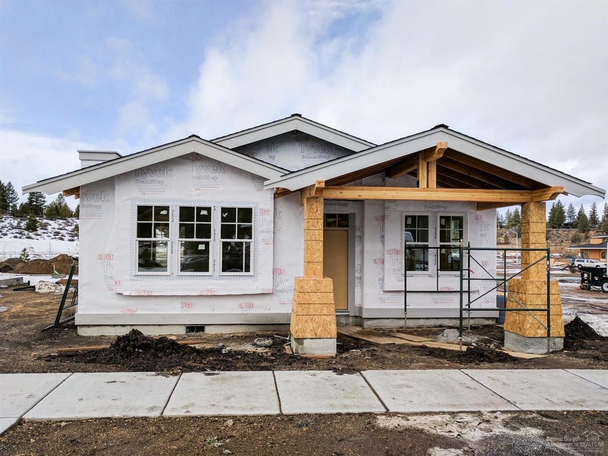 1739 NW Fields St, Bend, OR 97703 - photo 1