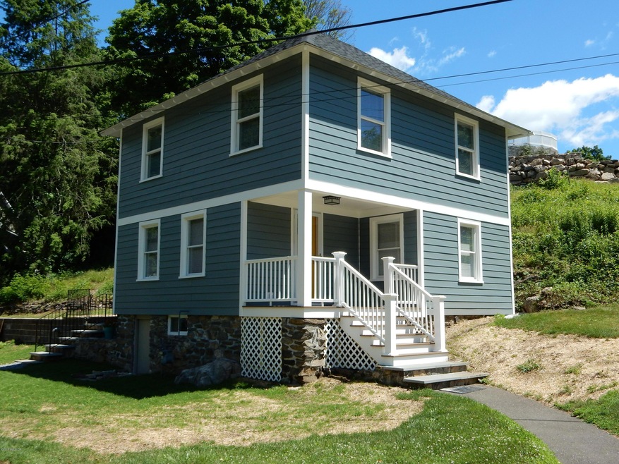 7 Waterfall Ln, Cos Cob, CT 06807 - photo 1