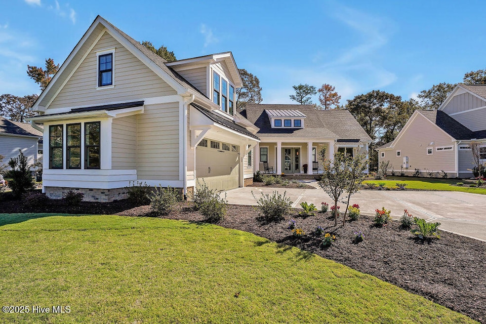 For Sale $949,000