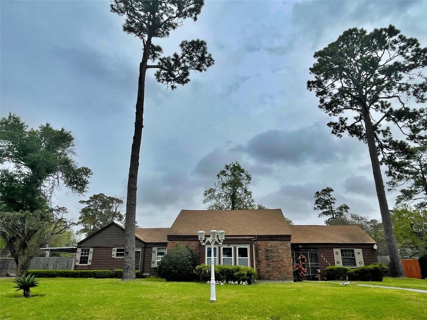4311 Laurel Dr, Houston, TX 77021 - photo 1