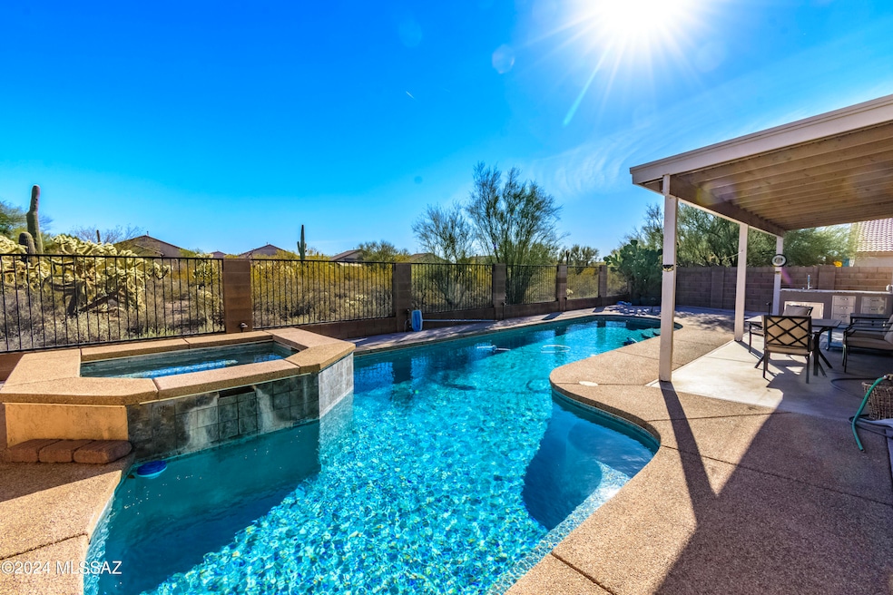 3503 S Desert Motif Rd__056