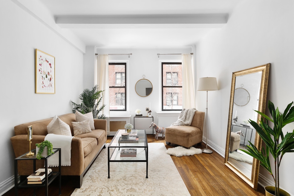 142 E 49th St unit 2B, New York, NY 10017 - photo 1