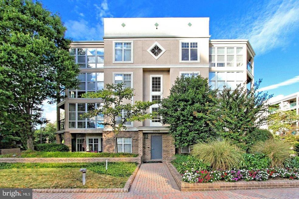 Savoy Park unit 310, Falls Church, VA 22041 - photo 1