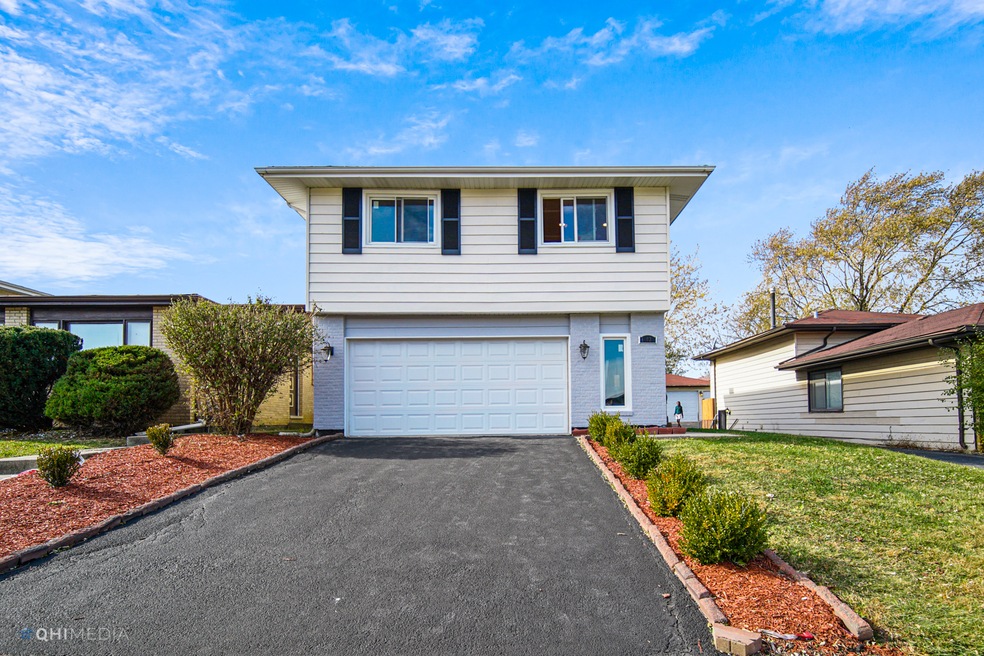 18024 Juneway Ct, Country Club Hills, IL 60478 - photo 1