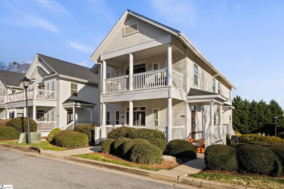 15 Oakhurst Ave unit 15 Oakhurst Ave Unit, Greenville, SC 29609 - photo 1